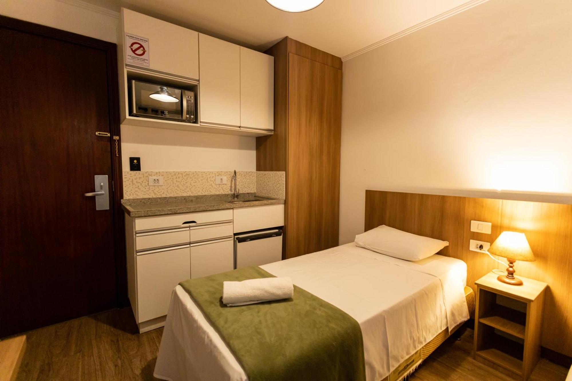 Hotel Golden Star Curitiba Exterior photo